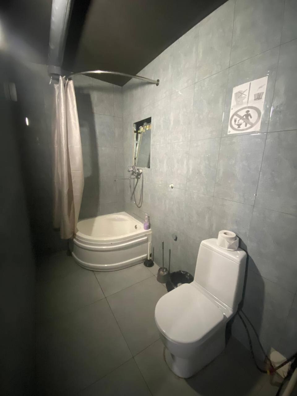 Hostel Na Bobura Tasjkent Buitenkant foto